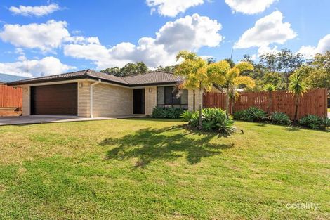 2/3 Lucille Ct, Nambour, QLD 4560