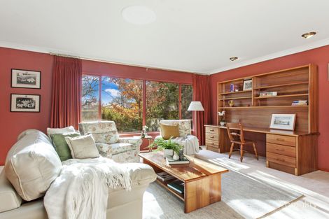 Property photo of 4 Hutt Street Yarralumla ACT 2600