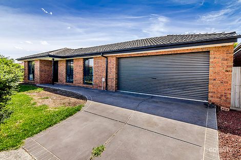 Property photo of 8 Kells Close Cranbourne East VIC 3977