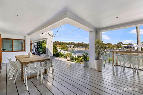 Property photo of 30 Emu Court Bundall QLD 4217