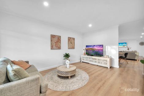 Property photo of 4 Radiata Circuit Pakenham VIC 3810