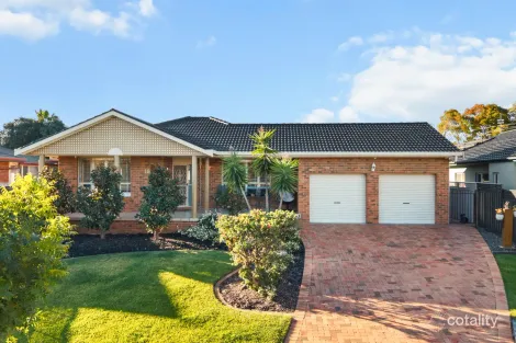 18 Overlanders Way, Hillvue, NSW 2340