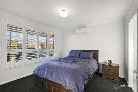 Property photo of 18 Overlanders Way Hillvue NSW 2340