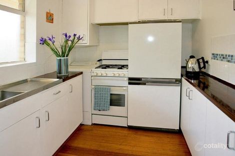 Property photo of 10/296 Inkerman Street St Kilda East VIC 3183