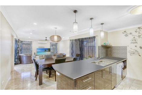 Property photo of 38 Whitefig Close Andergrove QLD 4740