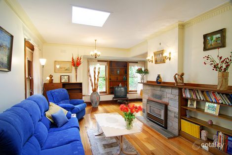 Property photo of 1 Woodlands Avenue Camberwell VIC 3124