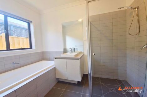 Property photo of 20 Kinross Street Beveridge VIC 3753