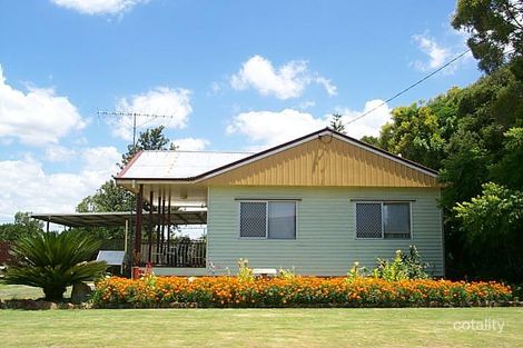 22 Dwyer St, Gatton, QLD 4343