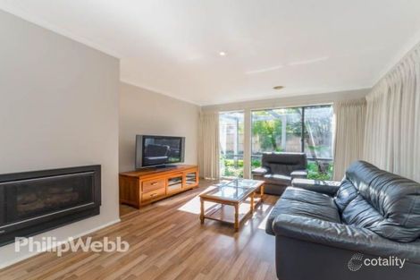 Property photo of 2 Langhorne Crescent Rowville VIC 3178