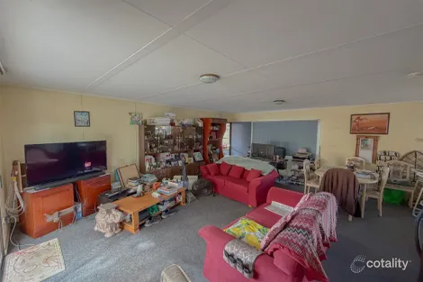 Property photo of 55 Wallangarra Road Stanthorpe QLD 4380