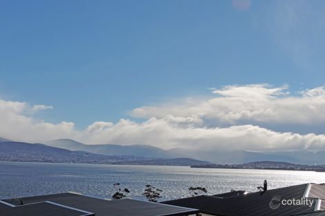 Property photo of 663 Oceana Drive Tranmere TAS 7018