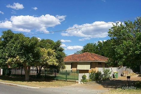 18 Neilson Ave, Armadale, WA 6112
