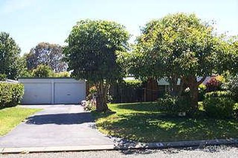 7 Somerset St, Forrestfield, WA 6058