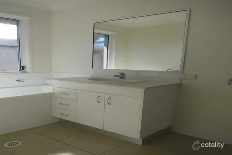 Property photo of 39 Coogee Terrace Blacks Beach QLD 4740