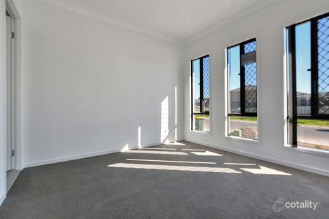 Property photo of 3 Loane Avenue Grantham Farm NSW 2765