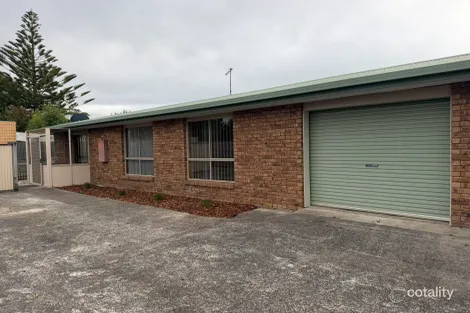 2/13 Jenner St, Wynyard, TAS 7325