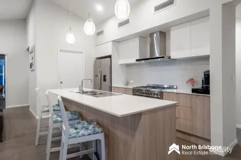 Property photo of 10 Grey Crescent Narangba QLD 4504