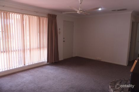 Property photo of 9 Dealy Close Cannington WA 6107