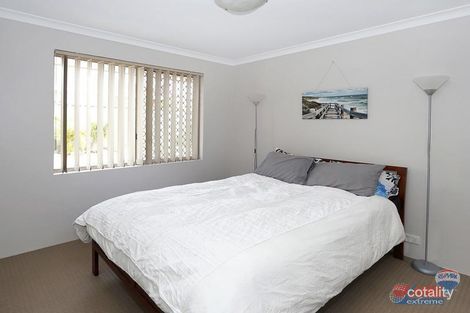 Property photo of 28 Edinburgh Avenue Kinross WA 6028