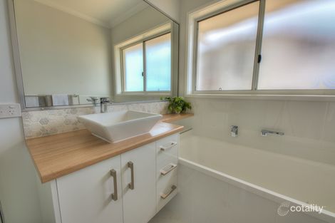 Property photo of 16 Seascape Close Agnes Water QLD 4677