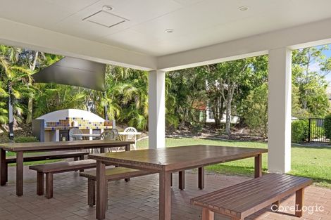 Property photo of 8 Blackwattle Circuit Arundel QLD 4214