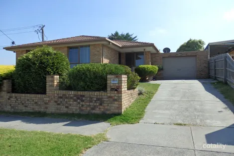 Property photo of 11 Warana Drive Hampton Park VIC 3976