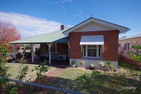 54 Lachlan St, Cowra, NSW 2794
