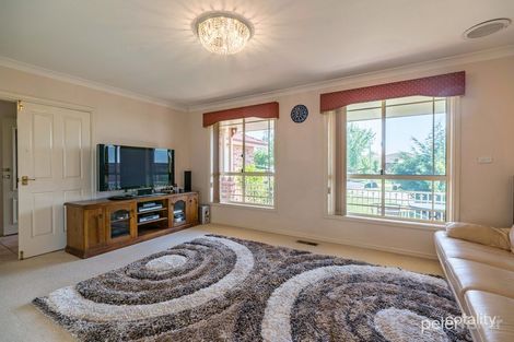 Property photo of 27 Glendale Crescent Orange NSW 2800