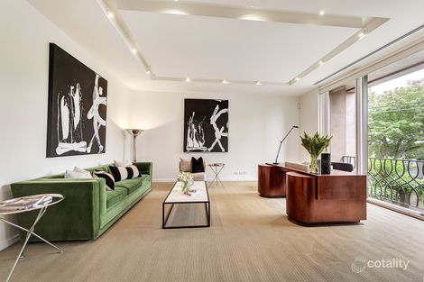 Property photo of 135 Canterbury Road Toorak VIC 3142