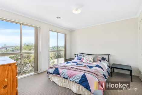 Property photo of 7/8 McClenaghan Place Pakenham VIC 3810