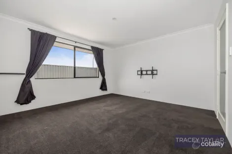 Property photo of 34 Etendue Crescent Eglinton WA 6034