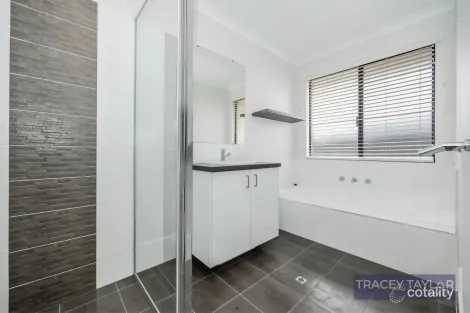 Property photo of 34 Etendue Crescent Eglinton WA 6034