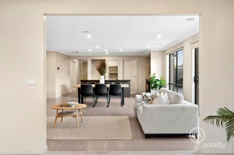 Property photo of 42 Roaming Road Doreen VIC 3754