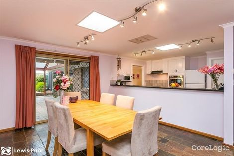 Property photo of 11 Deborah Road Aberfoyle Park SA 5159