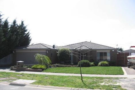 11 Saintly Gr, Berwick, VIC 3806