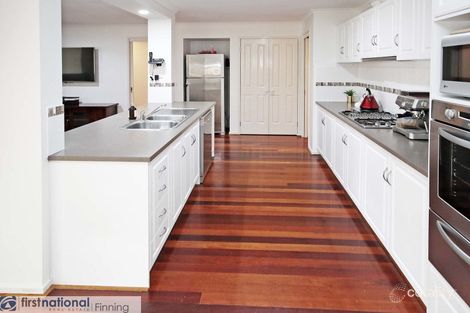 8 Thenford Cl, Cranbourne East, VIC 3977