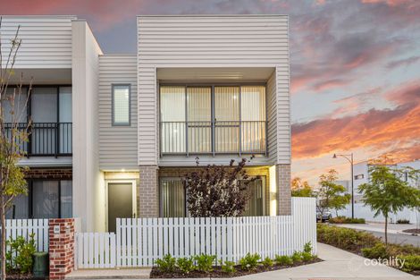 Property photo of 23 Turquoise Boulevard Treeby WA 6164