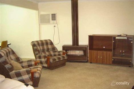 Property photo of 32 Gail Crescent Murray Bridge SA 5253