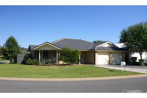 Property photo of 43 Whitebox Circuit Thurgoona NSW 2640
