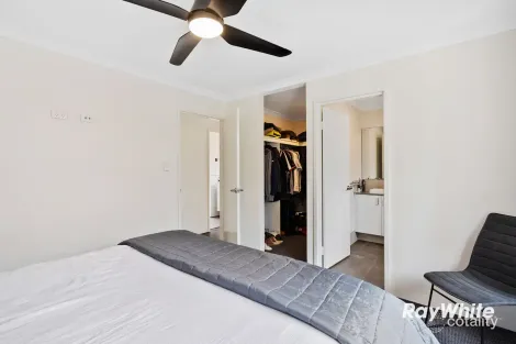 Property photo of 25 Mazeppa Drive Dudley Park WA 6210