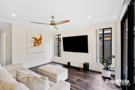 Property photo of 25 Mazeppa Drive Dudley Park WA 6210