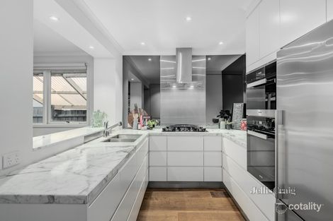 Property photo of 12 Westburn Grove Scoresby VIC 3179