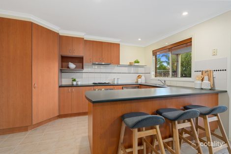 Property photo of 15 Berkley Rise South Morang VIC 3752