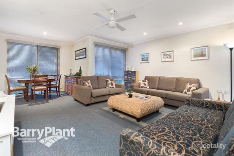 Property photo of 56 Putt Grove Keysborough VIC 3173