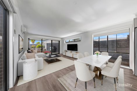 Property photo of 27 Lavit Lane Pakenham VIC 3810