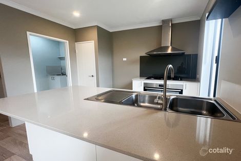 Property photo of 40 Salhouse Road Aveley WA 6069