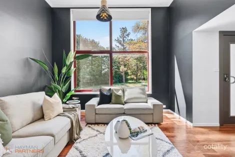 Property photo of 9 Cavanough Street Phillip ACT 2606