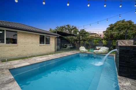 Property photo of 8 Teak Street Rothwell QLD 4022