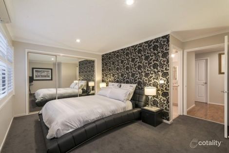 Property photo of 8 Cuffe Walk Kensington VIC 3031