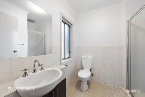 Property photo of 197 Cairnlea Drive Cairnlea VIC 3023